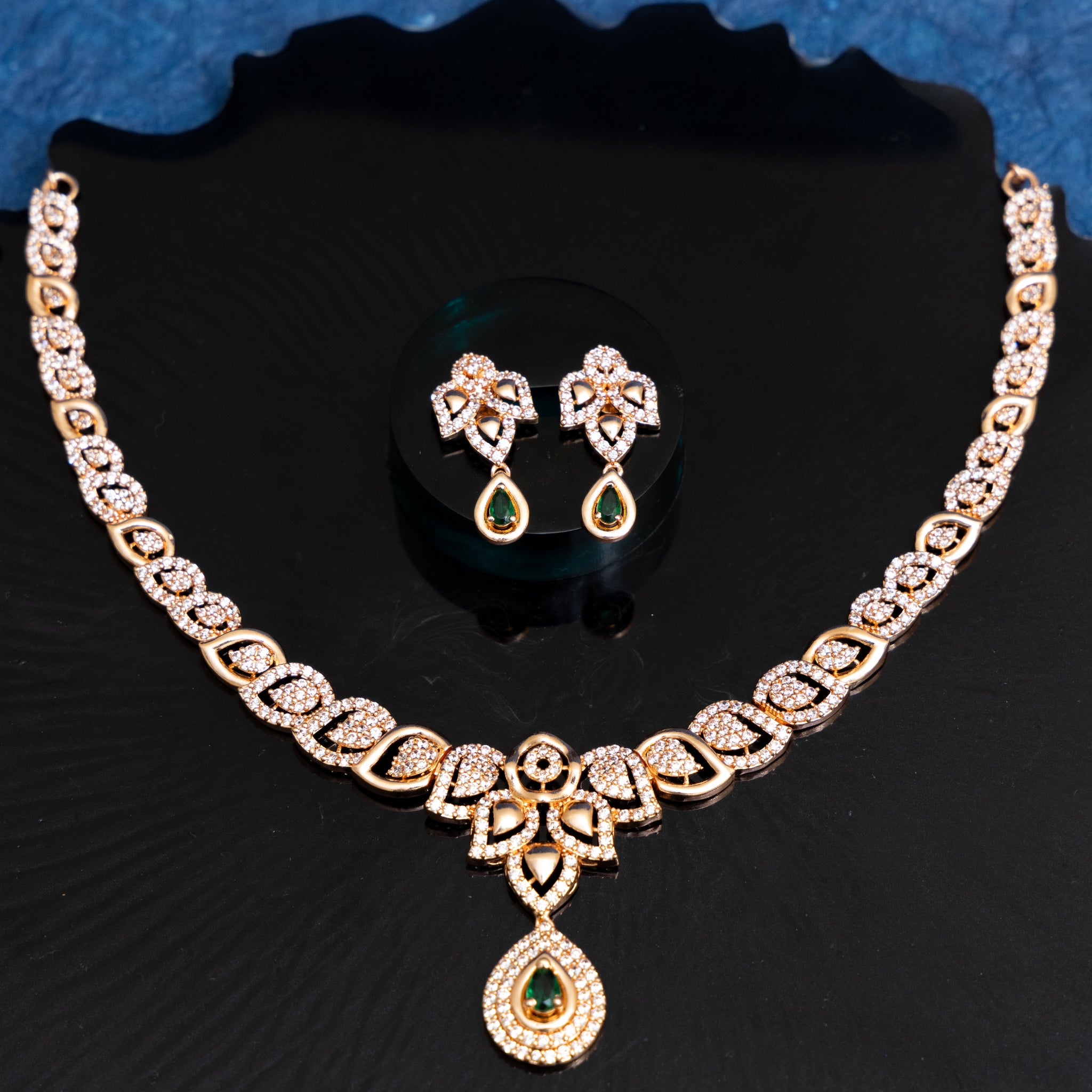 ROSEGOLD EMERALD DROP REGAL CZ NECKLACE SET