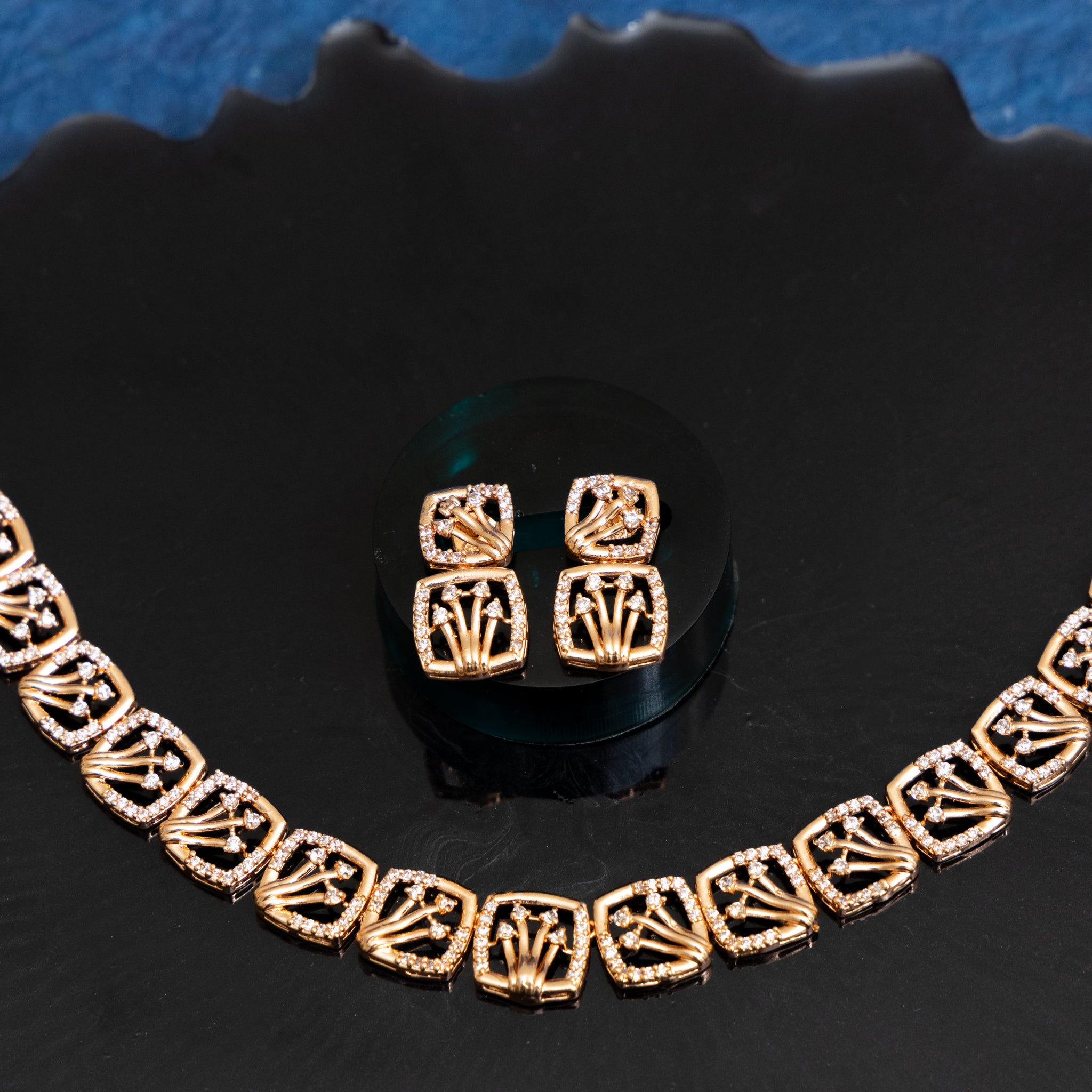 ROSEGOLD GLORY CUSHION LEAFY CZ NECKLACE SET