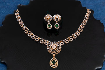 ROSEGOLD ROYAL DROP EMERALD CZ NECKLACE SET