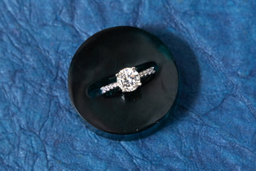SILVER ROUND SOLITAIRE ELEGANT RING
